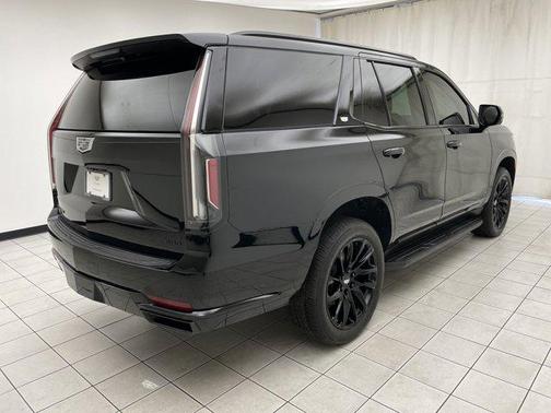 2024 Cadillac Escalade Sport