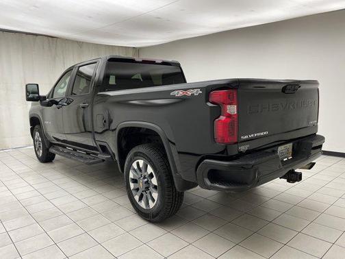 2024 Chevrolet Silverado 2500 Custom