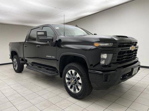 2024 Chevrolet Silverado 2500 Custom