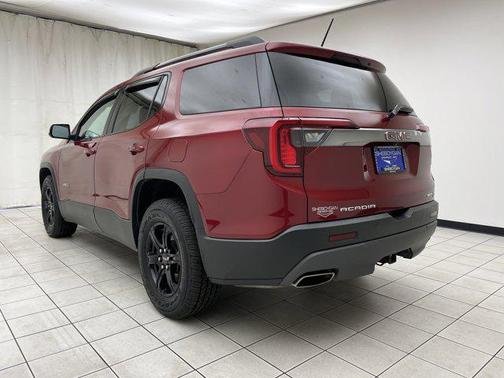 2020 GMC Acadia AWD AT4