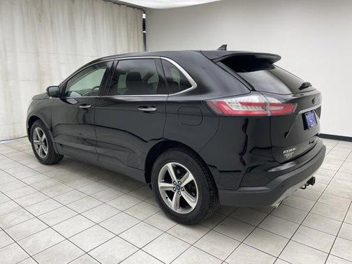 Agate Black 2020 Ford Edge Titanium