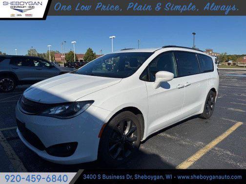 2018 Chrysler Pacifica Touring-L