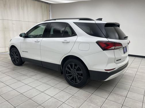 Summit White 2022 Chevrolet Equinox RS