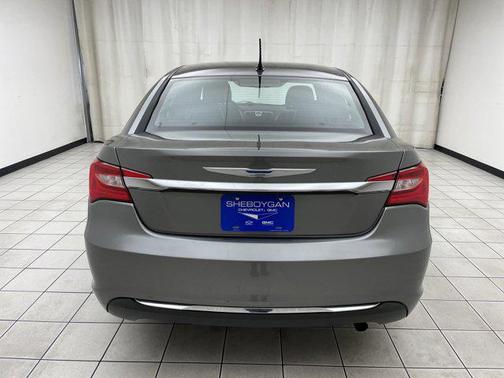 2012 Chrysler 200 Limited