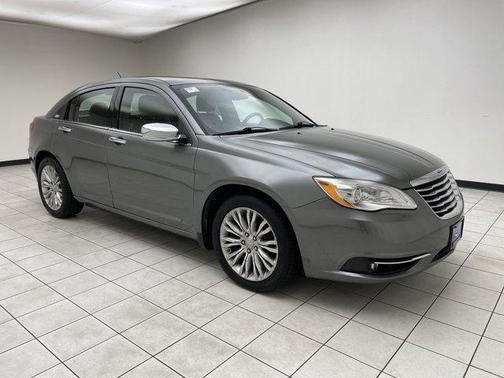 2012 Chrysler 200 Limited