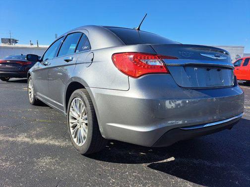 2012 Chrysler 200 Limited