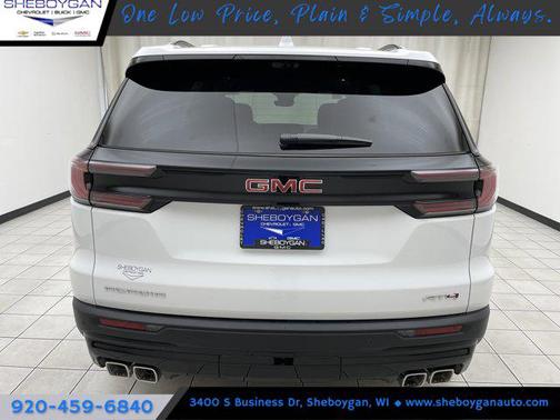 2026 GMC Acadia AWD AT4