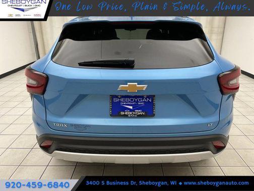 2025 Chevrolet Trax LT