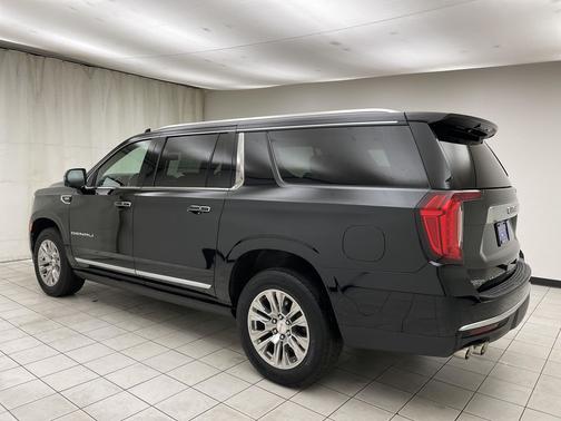 Onyx Black 2022 GMC Yukon XL Denali