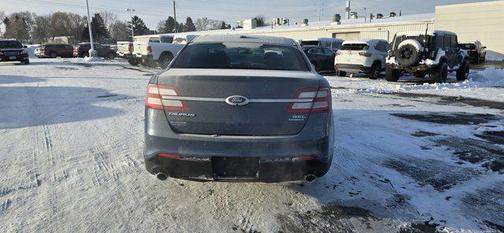 2018 Ford Taurus SEL
