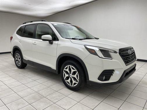 2023 Subaru Forester Premium
