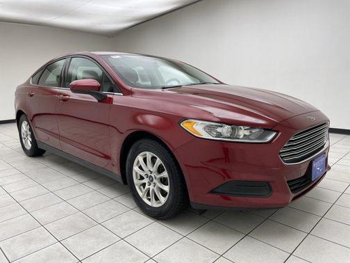 2016 Ford Fusion S
