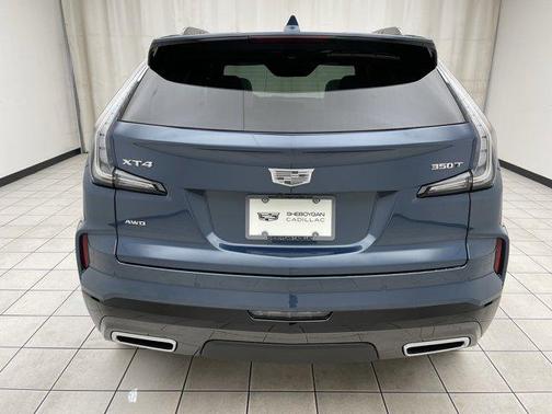 2025 Cadillac XT4 Sport