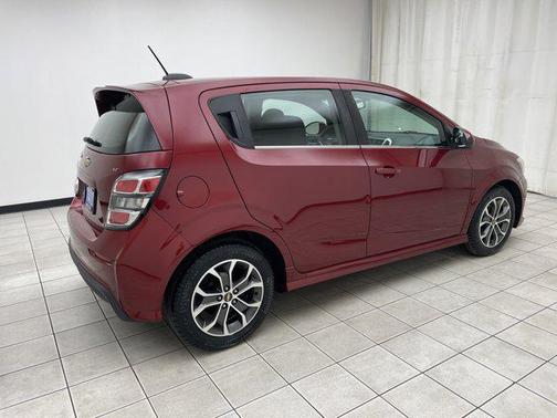 2017 Chevrolet Sonic LT