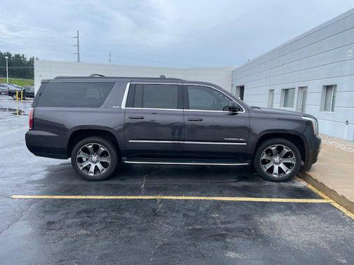 2016 GMC Yukon XL SLE