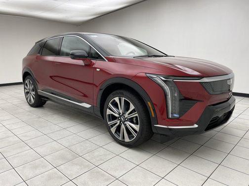 2025 Cadillac OPTIQ Luxury 2 AWD
