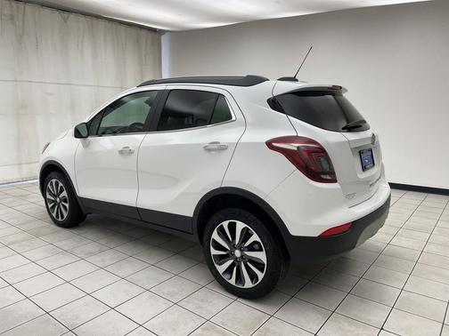 Summit White 2022 Buick Encore Preferred