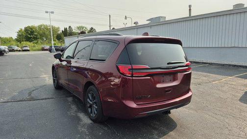 2021 Chrysler Pacifica Touring