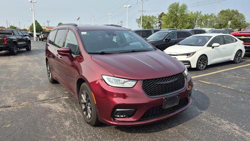 2021 Chrysler Pacifica Touring