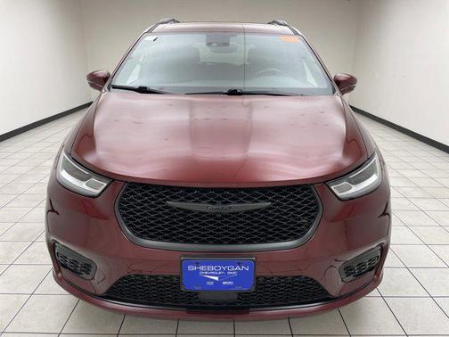 2021 Chrysler Pacifica Touring