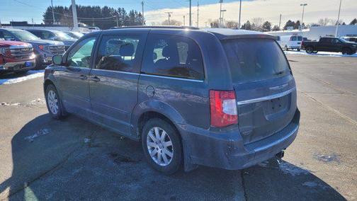 2015 Chrysler Town & Country LX