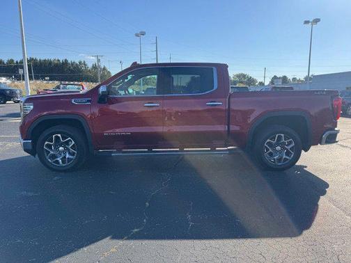 2022 GMC Sierra 1500 SLT