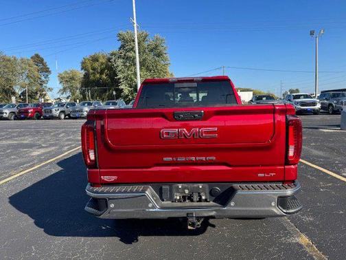 2022 GMC Sierra 1500 SLT