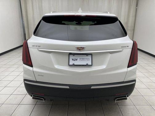 2026 Cadillac XT5 Luxury