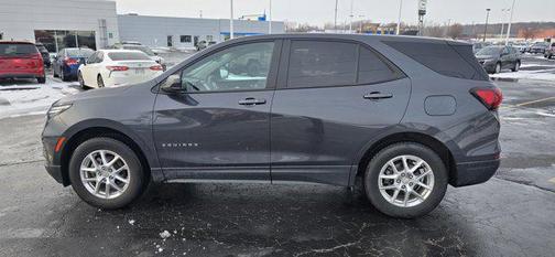 2022 Chevrolet Equinox LS