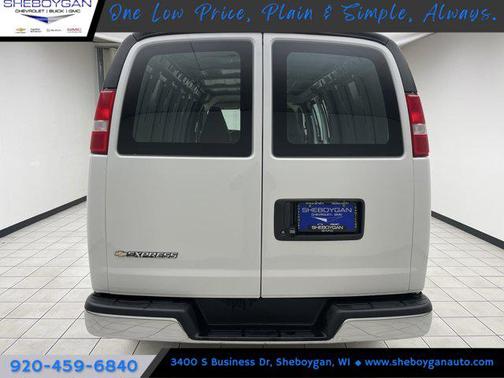 Summit White 2025 Chevrolet Express 3500 RWD 3500 Extended Wheelbase WT