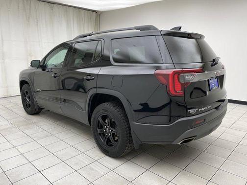 2020 GMC Acadia AWD AT4