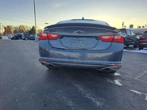 2020 Chevrolet Malibu FWD RS