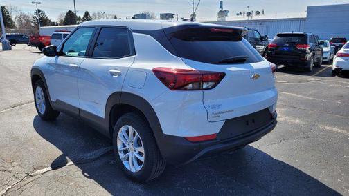 Summit White 2025 Chevrolet Trailblazer LS