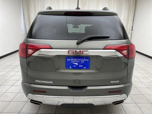 2018 GMC Acadia Denali