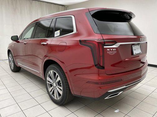 2025 Cadillac XT6 Premium Luxury FWD