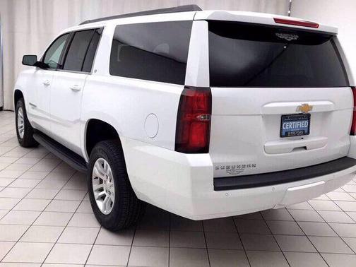 Summit White 2019 Chevrolet Suburban LT