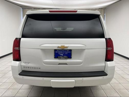 Summit White 2019 Chevrolet Suburban LT