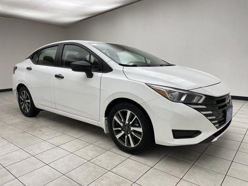 2024 Nissan Versa 1.6 S