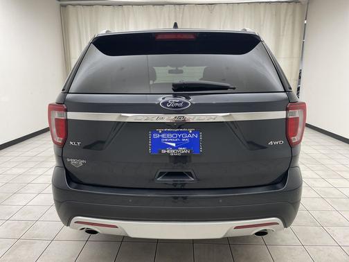 Quartz 2017 Ford Explorer XLT