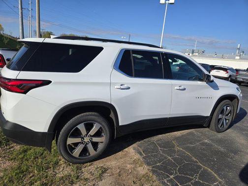 Summit White 2023 Chevrolet Traverse LT Leather