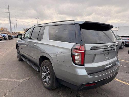 2024 Chevrolet Suburban 4WD Z71