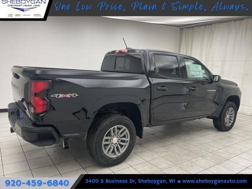 Black 2026 Chevrolet Colorado LT