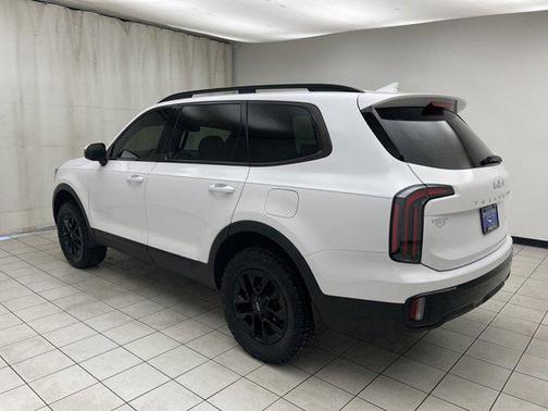 Glacial White Pearl 2024 Kia Telluride SX X-Pro