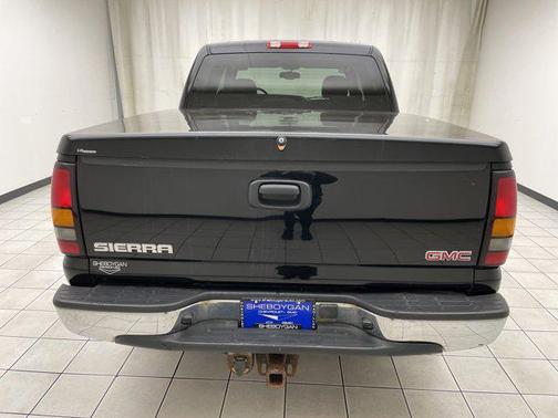 2005 GMC Sierra 1500 SLE Crew Cab