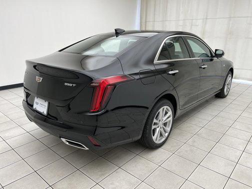 2026 Cadillac CT4 Luxury RWD