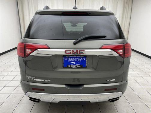 2018 GMC Acadia Denali