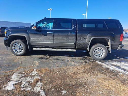 2017 GMC Sierra 2500 Denali