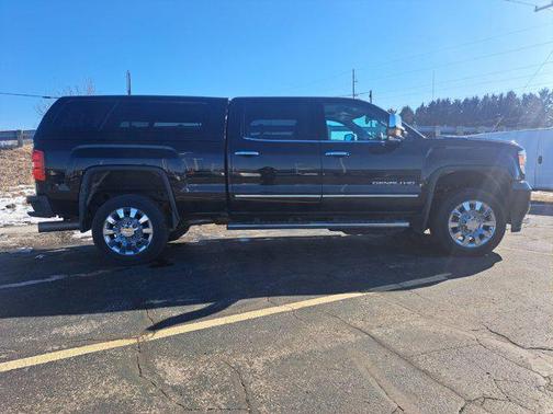 2017 GMC Sierra 2500 Denali