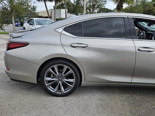 2021 Lexus ES 350 F Sport