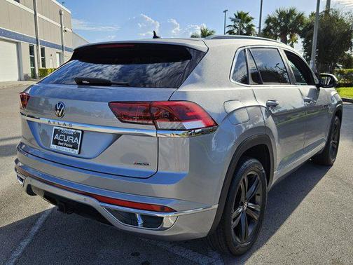 2022 Volkswagen Atlas Cross Sport 3.6L V6 SEL R-Line